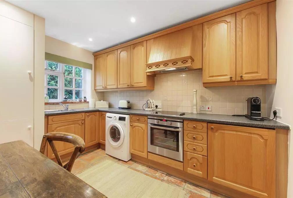 Hendon Park Cottages, Mill Hill, NW7, Mill Hill
